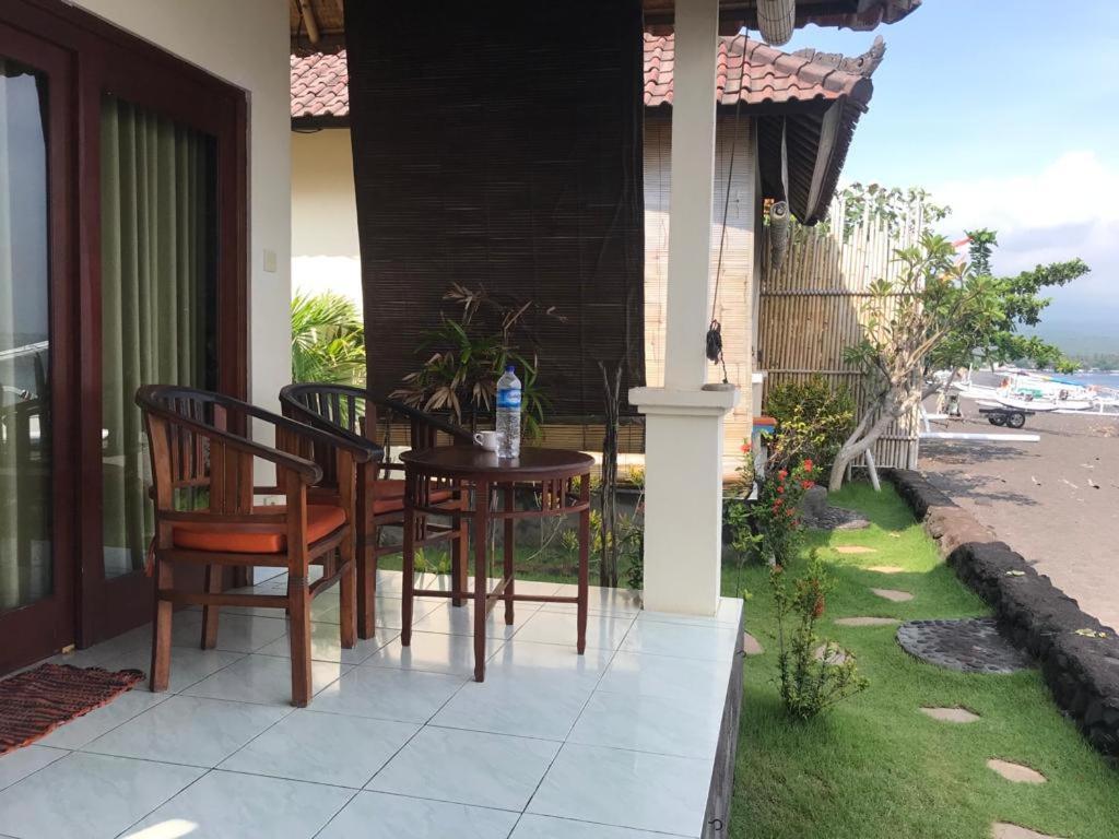 Tambun Sari Beach Homestay Amed Dış mekan fotoğraf