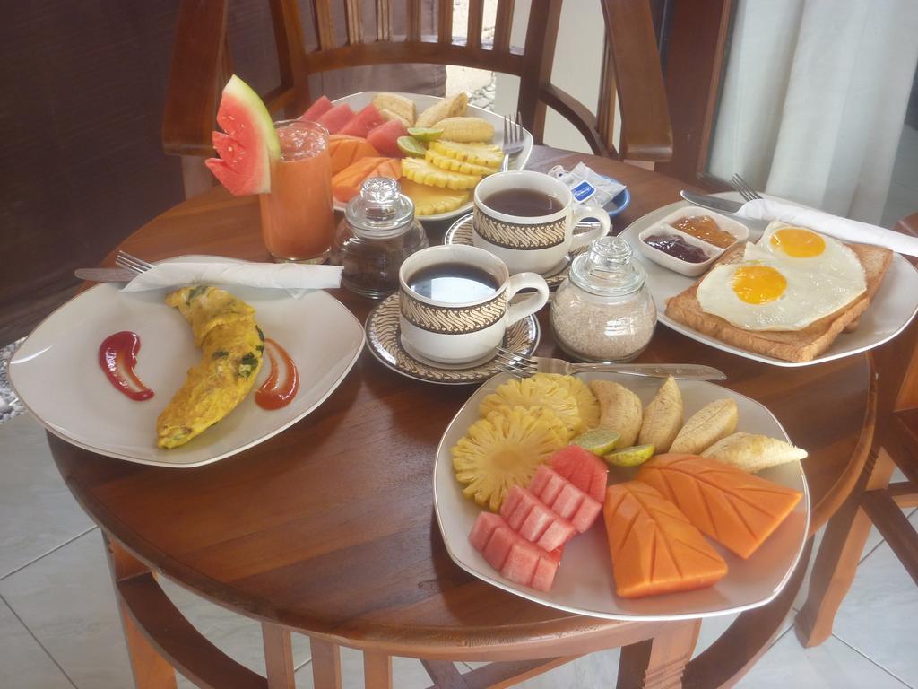 Tambun Sari Beach Homestay Amed Dış mekan fotoğraf